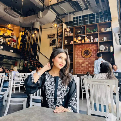 Black Bloom Kurti-2pcs